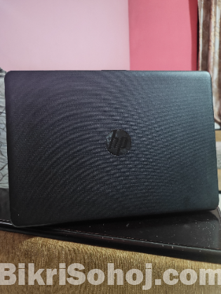 Hp laptop core i3 6th gen, 4gb ddr4 ram, 256gb ssd